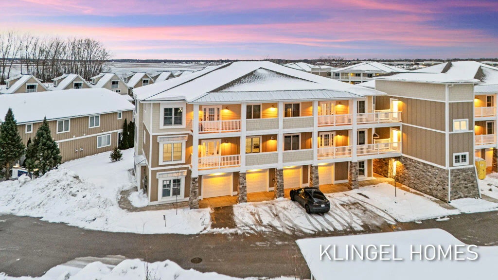 930 W Savidge Street 2, Spring Lake