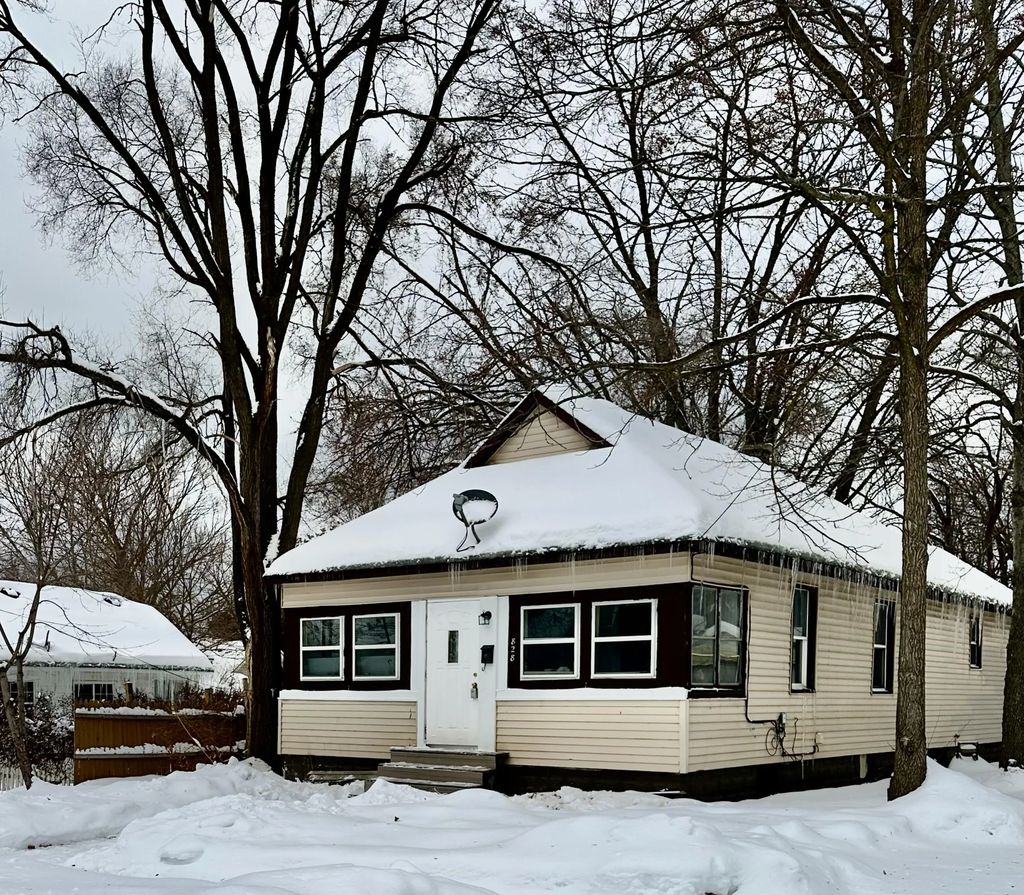 828 W Larch Avenue, Muskegon