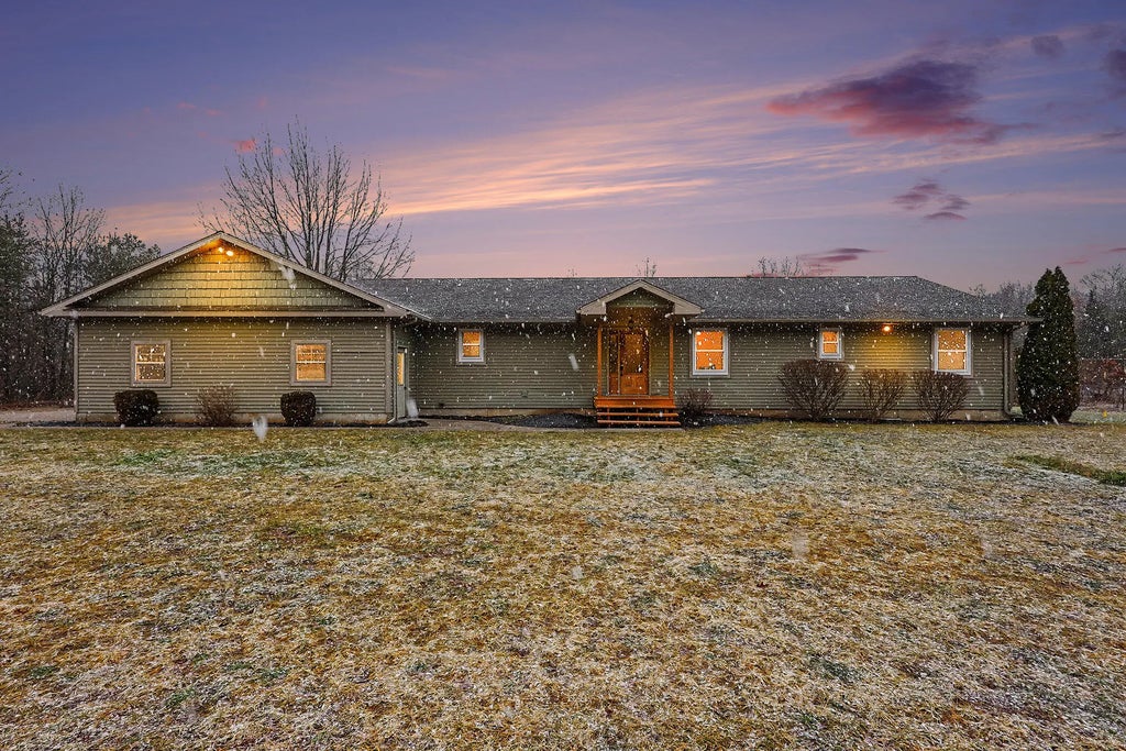 14252 128th Avenue, Grand Haven