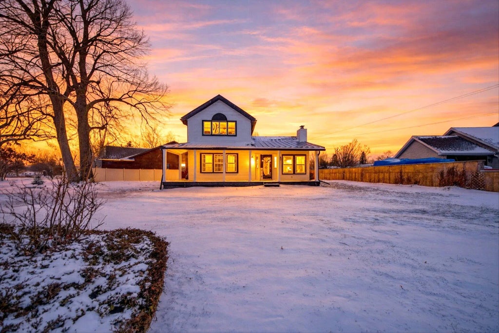 210 W Grove Avenue, Michigan Center