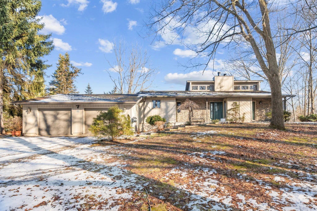 13855 Belding Road, Belding