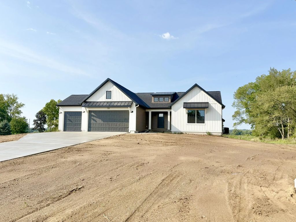 739 Goldenfield Drive, Byron Center