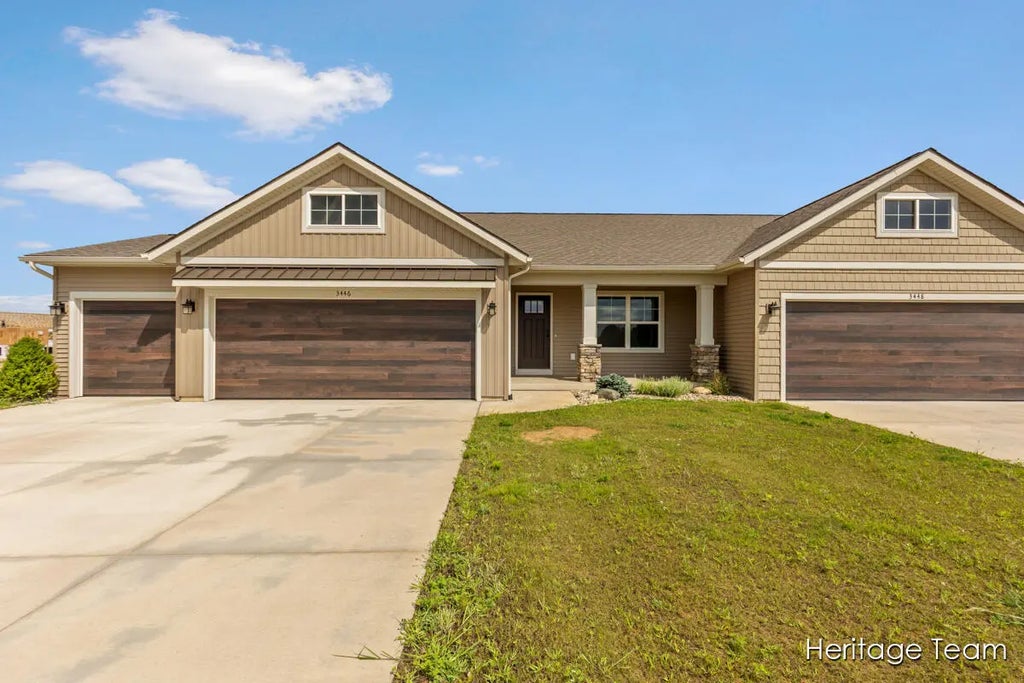 3446 S Riverwalk Drive 58, Hamilton