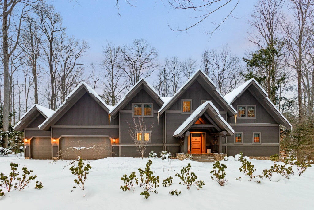 6290 Scenic Woods Circle, Muskegon