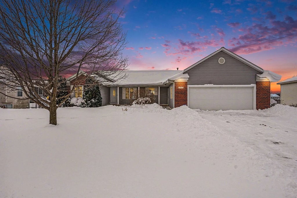 7373 Brewer Drive, Hudsonville