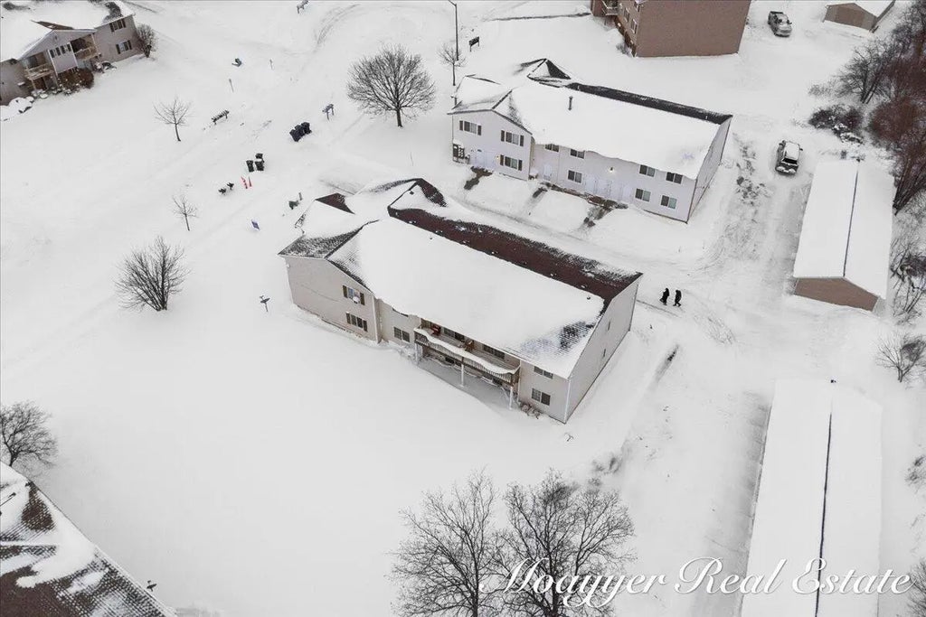 1051 Abbey Court, Holland