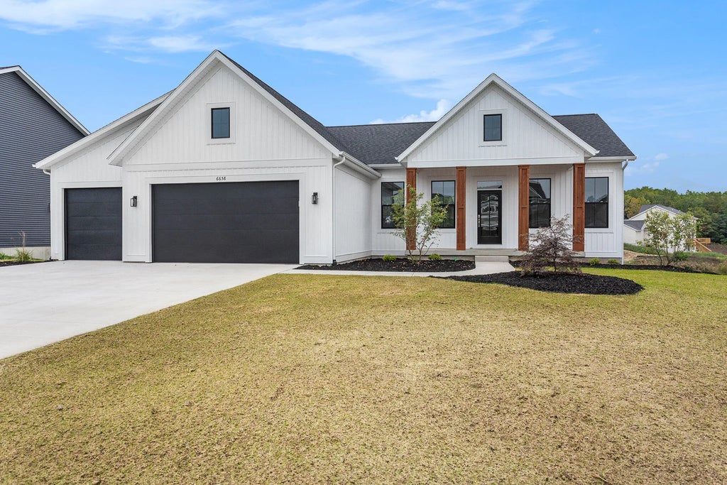 3388 Penn Station Drive, Byron Center