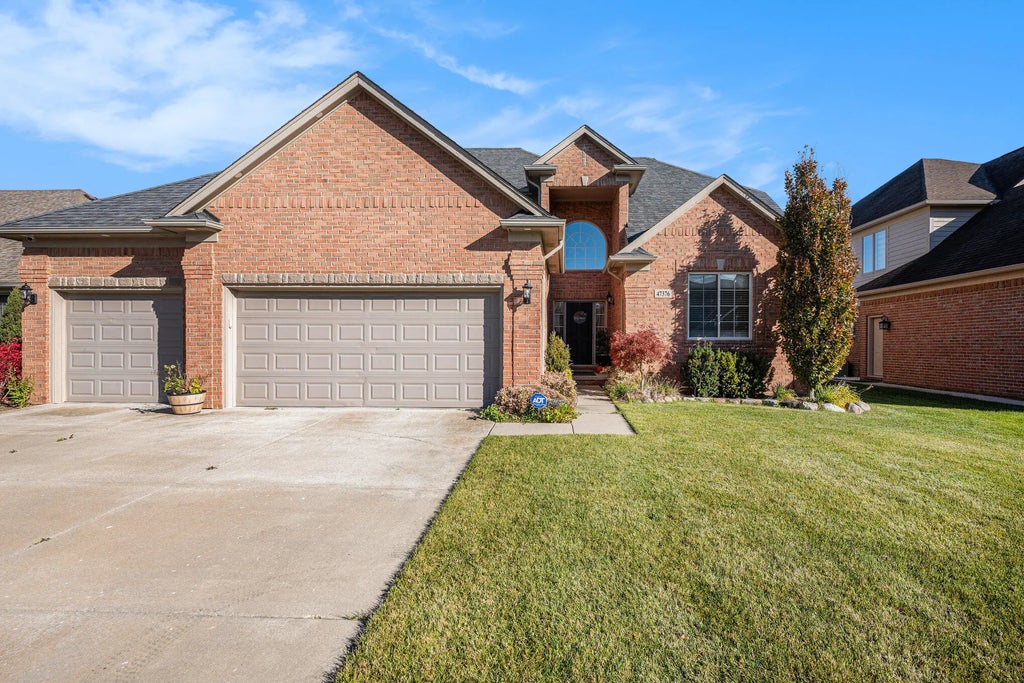 47376 Hidden Meadows Drive, Macomb