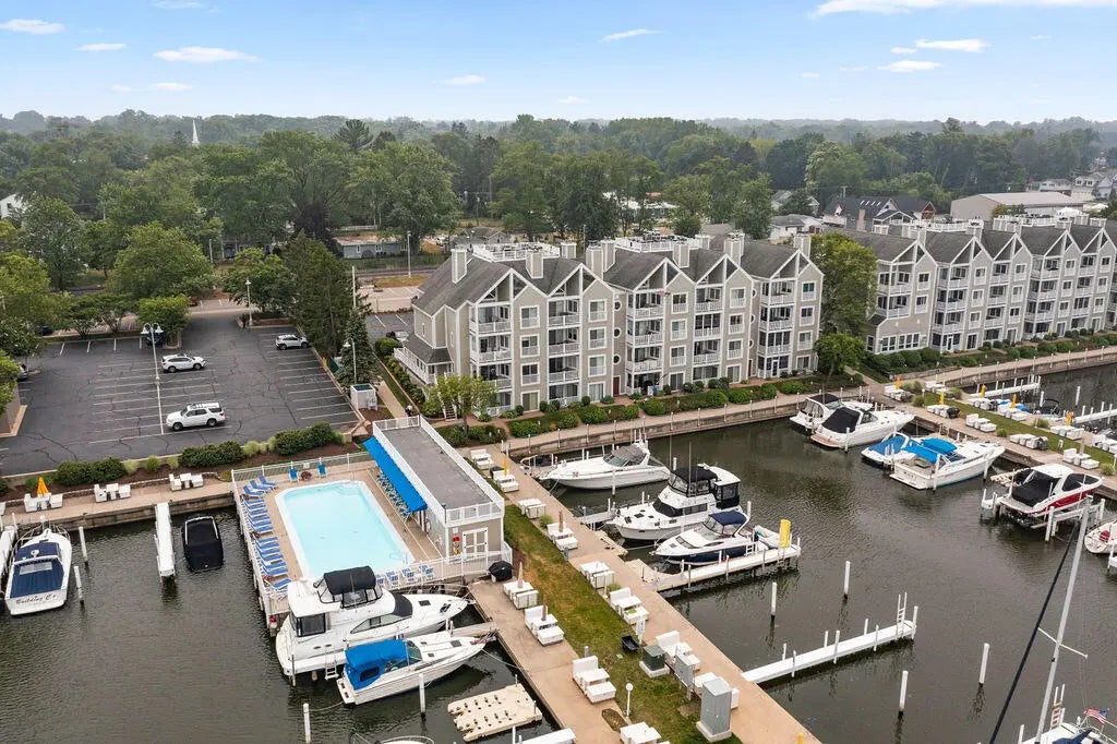 310 Oselka Drive 456, New Buffalo