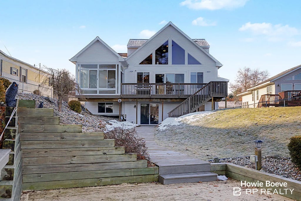 6175 Lake Shore Drive, Newaygo