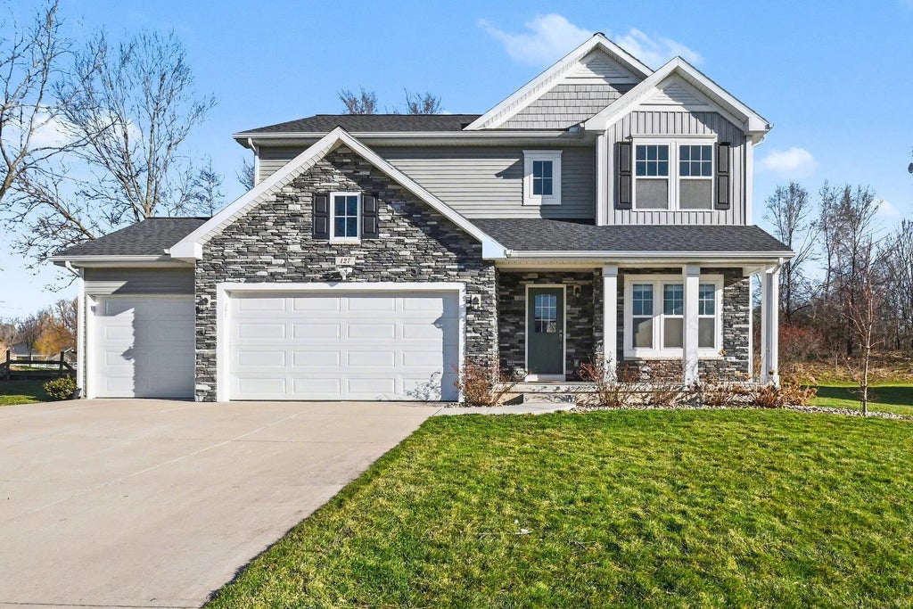 127 Turfway Park, Niles