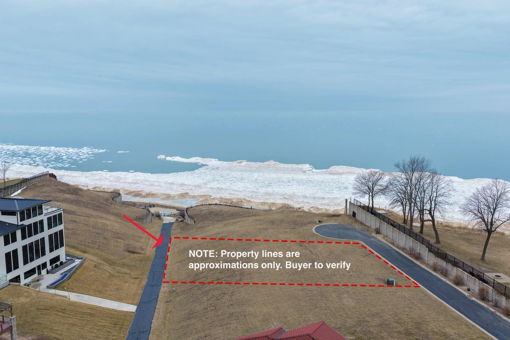 632 N Sul Lago, Benton Harbor