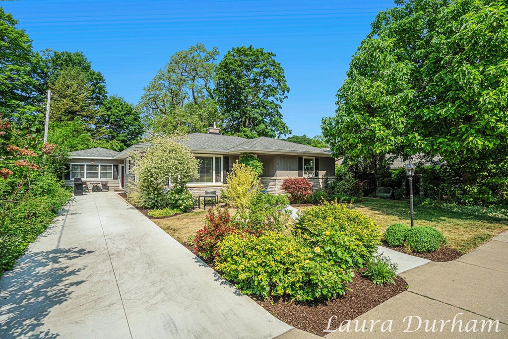 526 Butler Street, Saugatuck