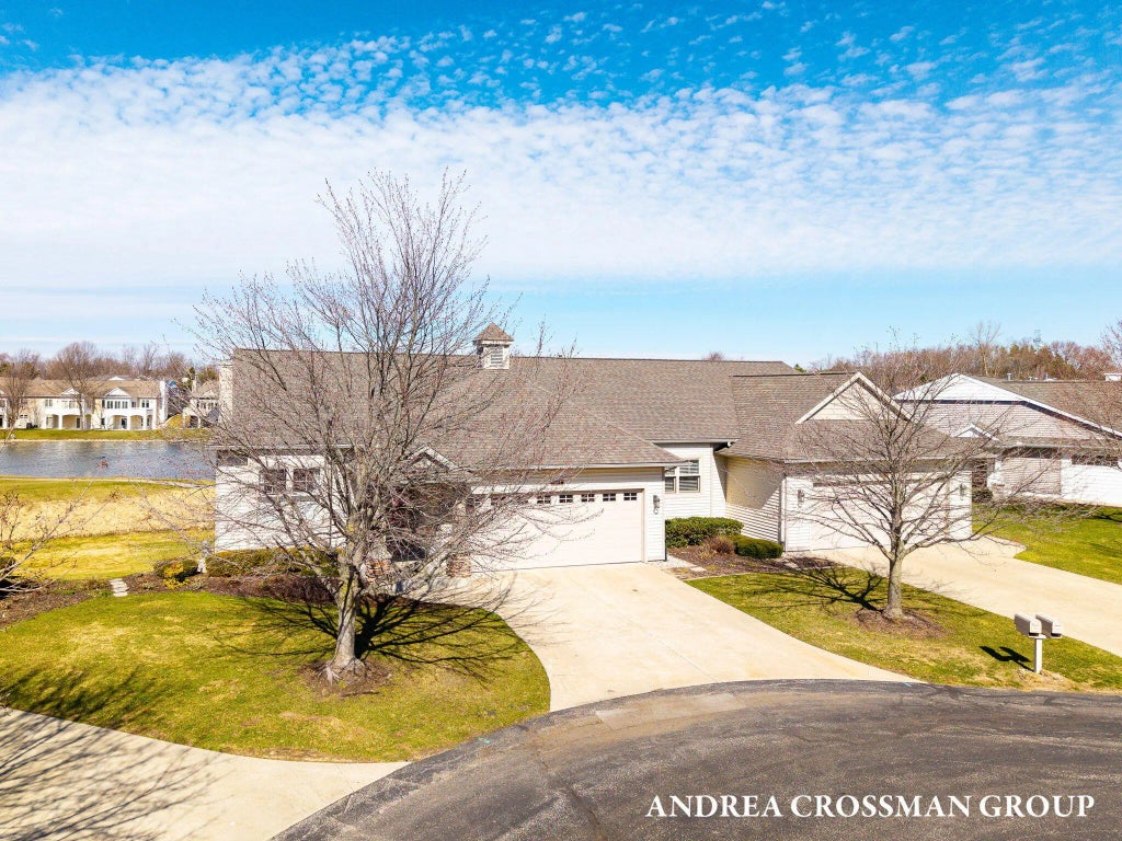 1284 Prestwick Drive, Holland