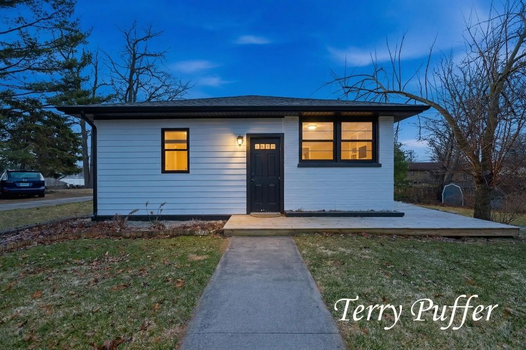 1559 Glenwood Avenue, Muskegon