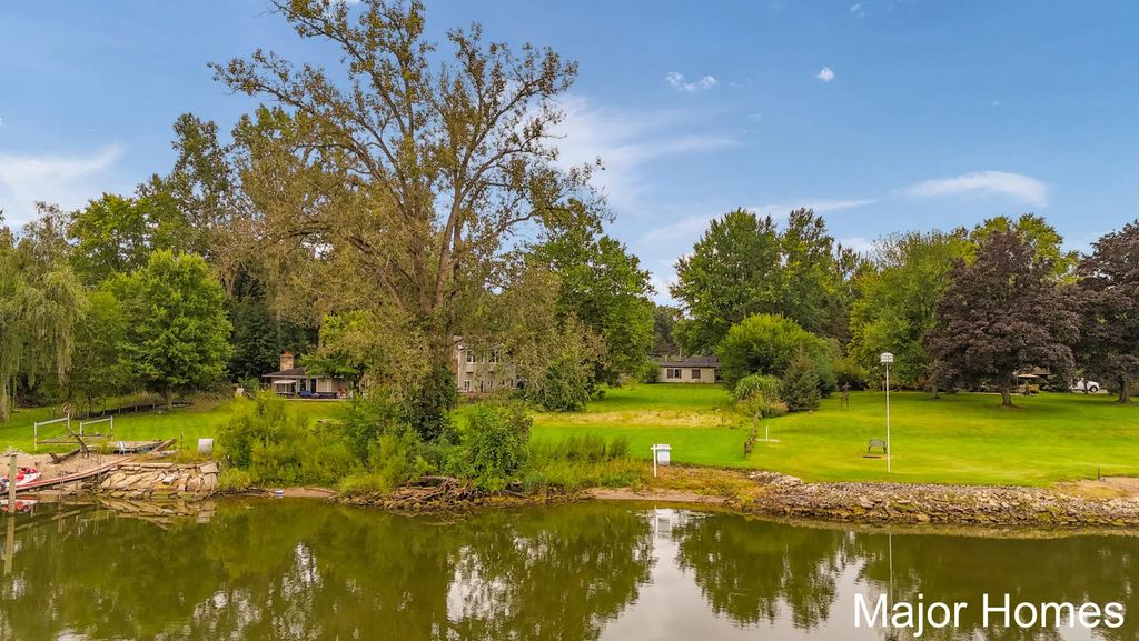 10383 N Cedar Drive, Grand Haven