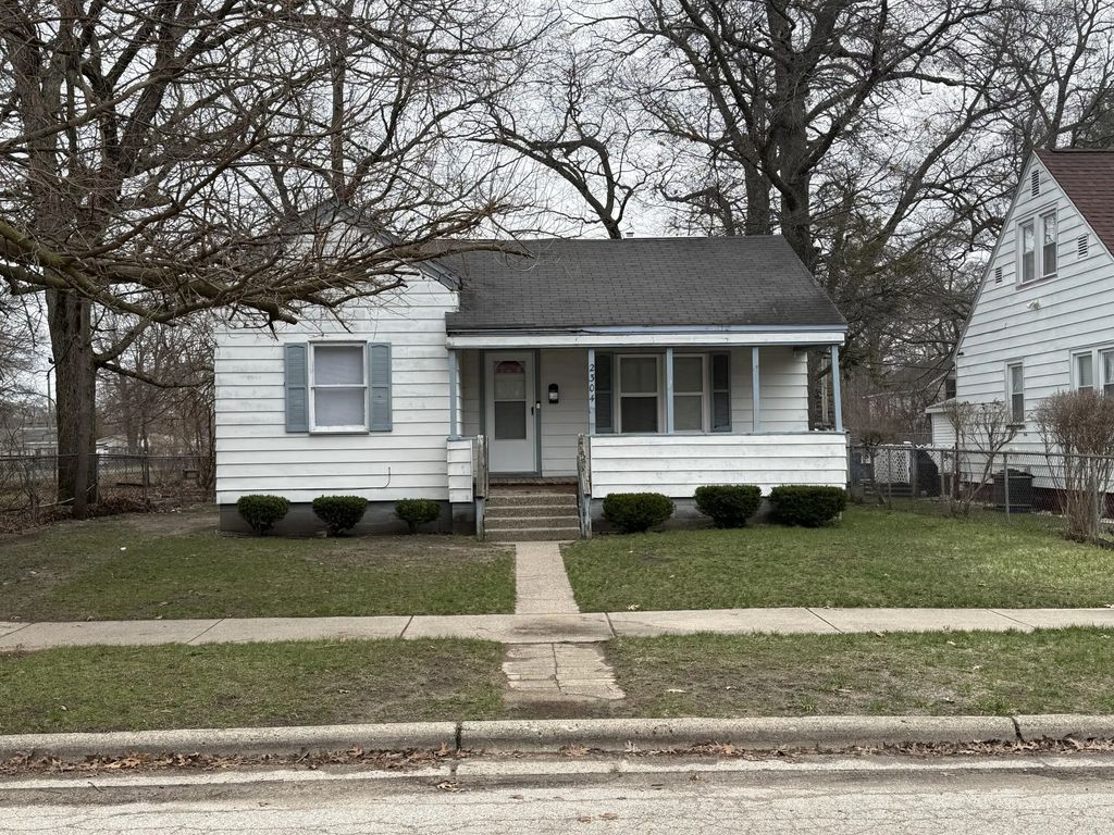 2304 Howden Street, Muskegon