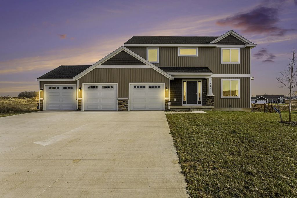 233 Warbler Drive, Caledonia