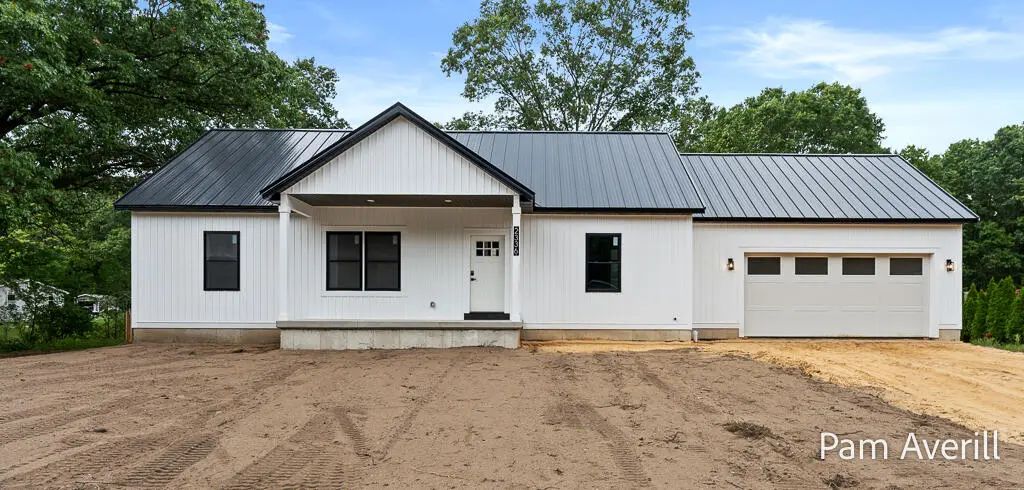 2336 Macarthur Road, Muskegon