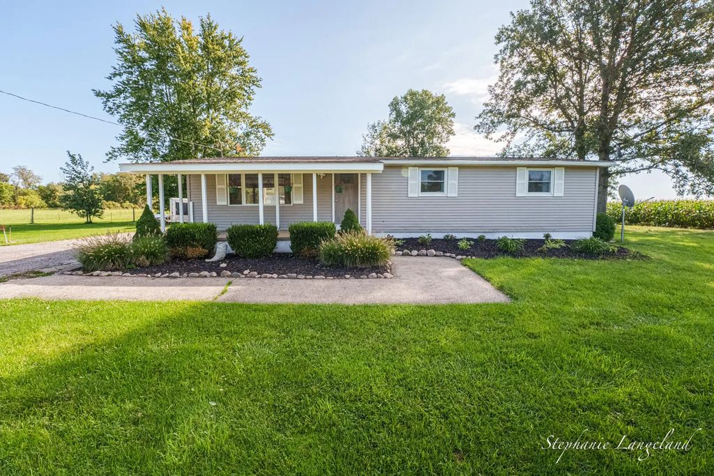16610 48th Avenue, Coopersville