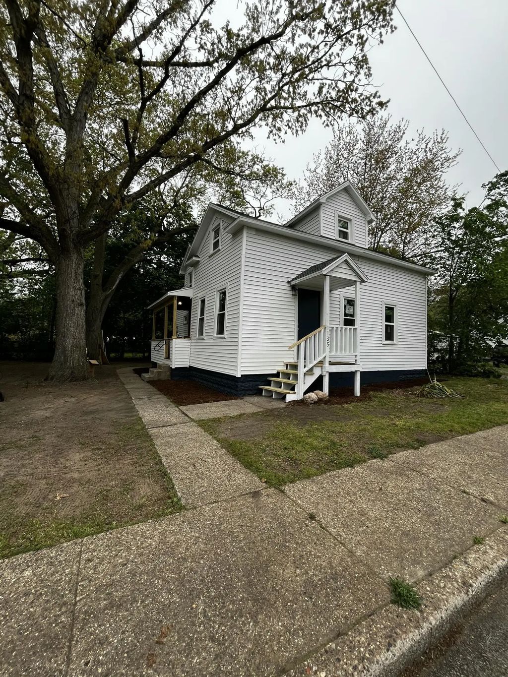 1135 Holt Street, Muskegon