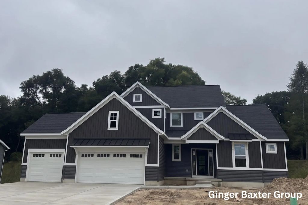 127 Summit Pointe Drive 3, Rockford