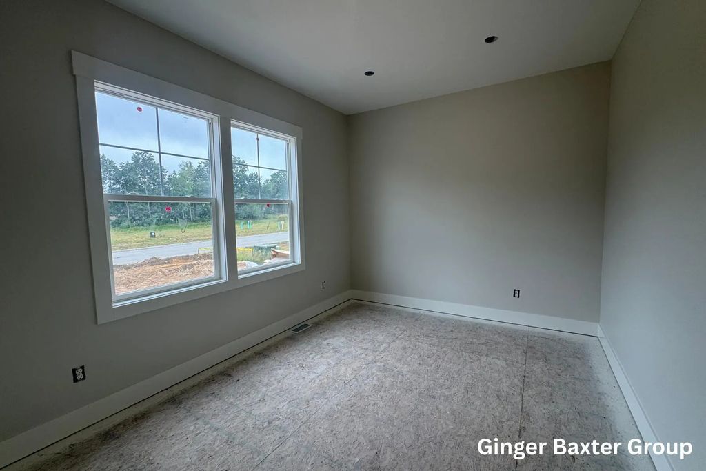 151 Summit Pointe Drive 6, Rockford