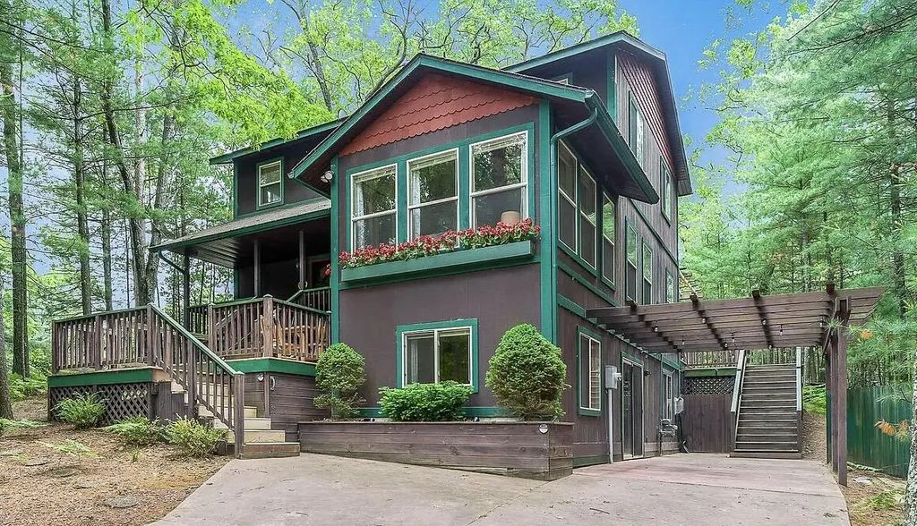 5526 W Longbridge Road, Pentwater