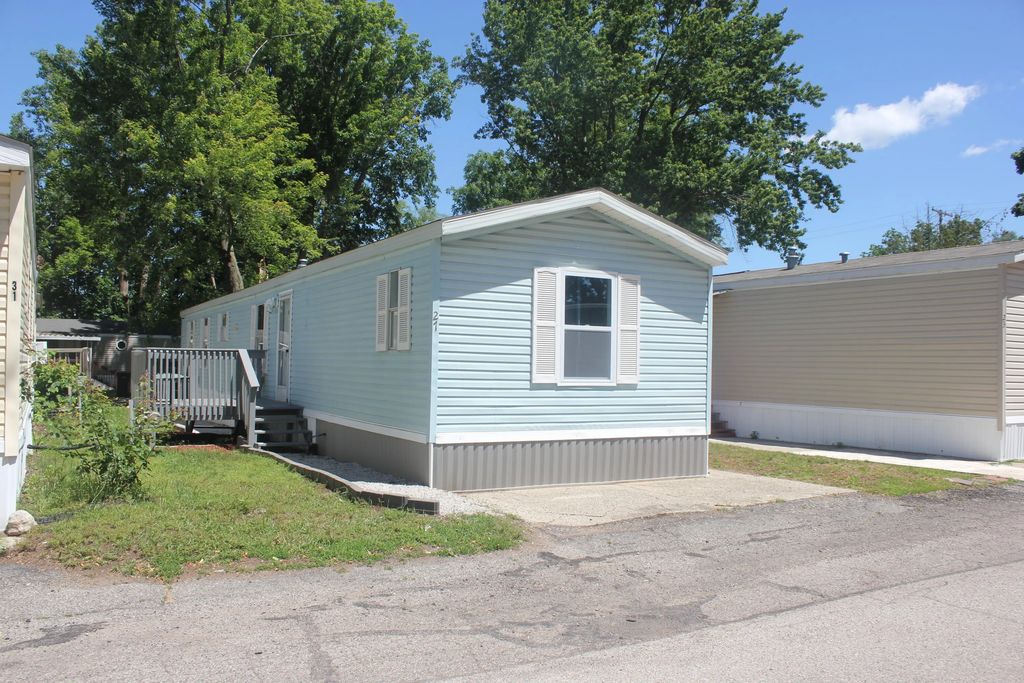 27 Inca Drive, Grand Rapids