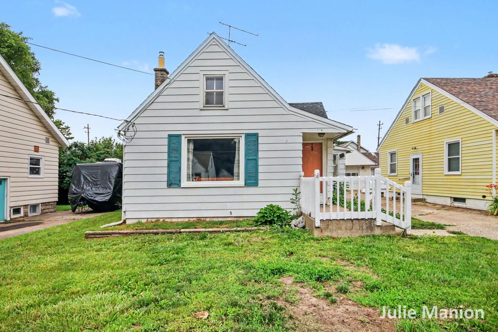 1829 Delwood Avenue, Wyoming