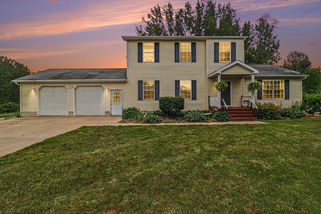 5449 W Golfside Drive, Ludington