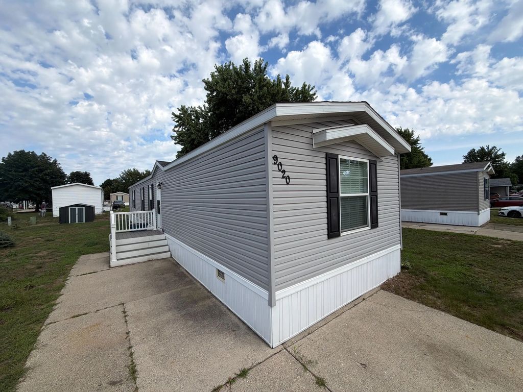 9020 4 Winds Lane, West Olive