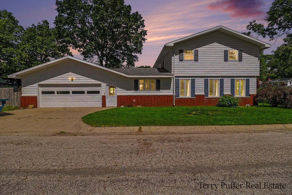 695 Miller Drive, Muskegon