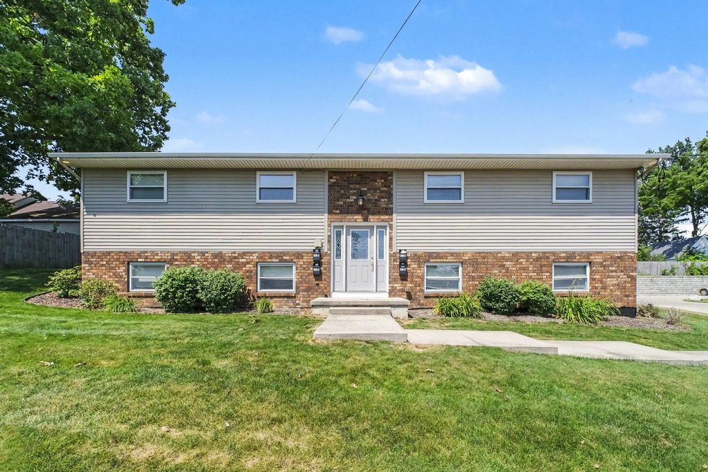 823 Benson Avenue, Grand Rapids