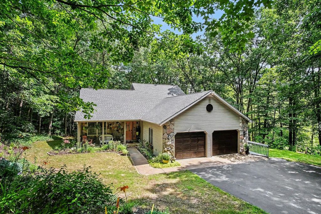 11793 W Baker Road, Greenville