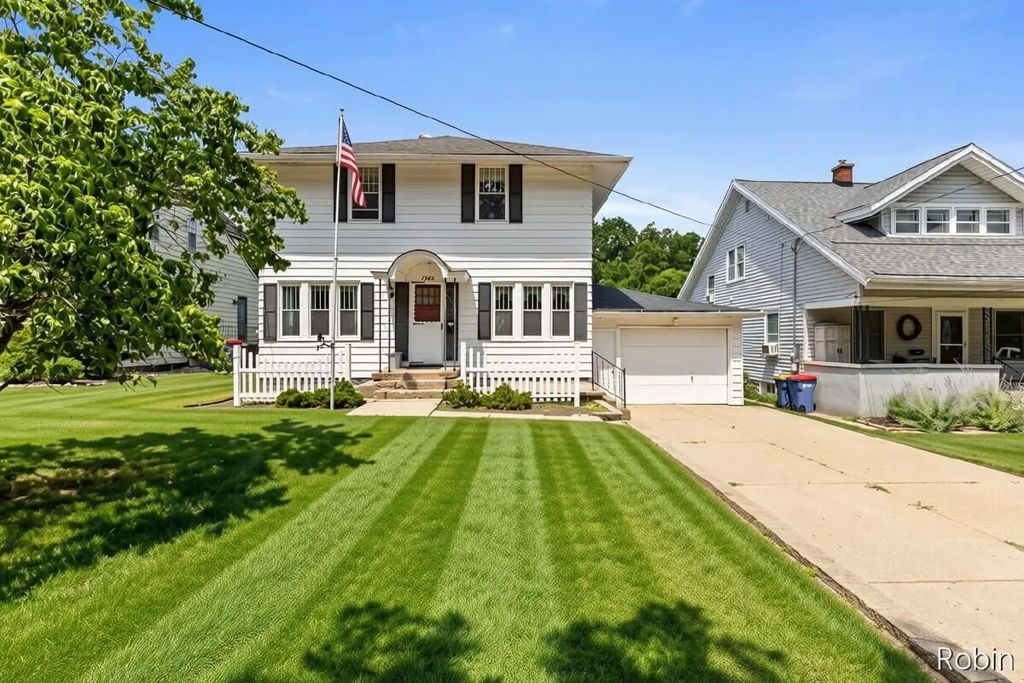 1545 4th Street, Grand Rapids