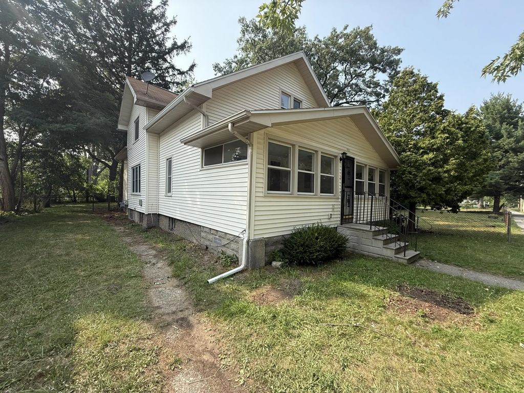 351 Erickson Street, Muskegon