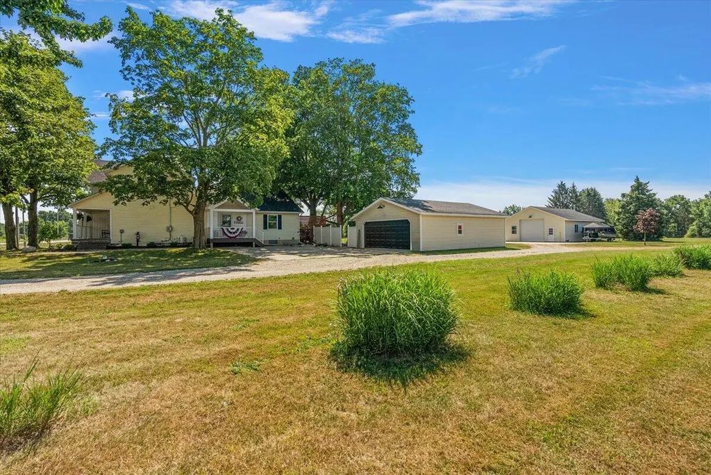 4548 Bauer Road, Hudsonville