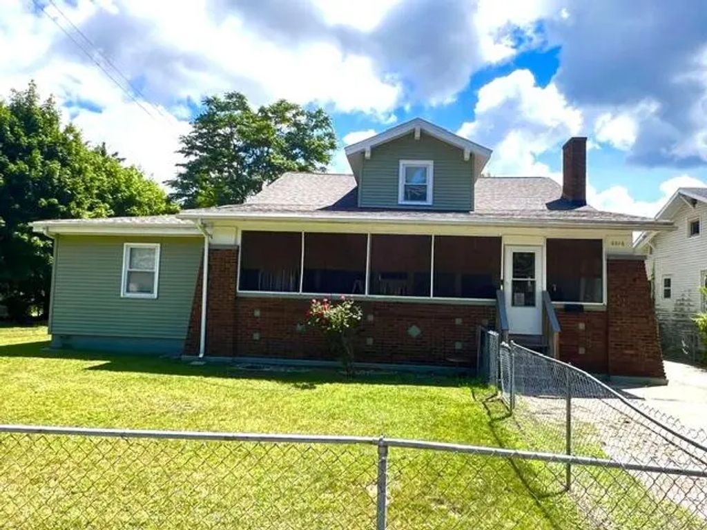 2216 Peck Street, Muskegon Heights
