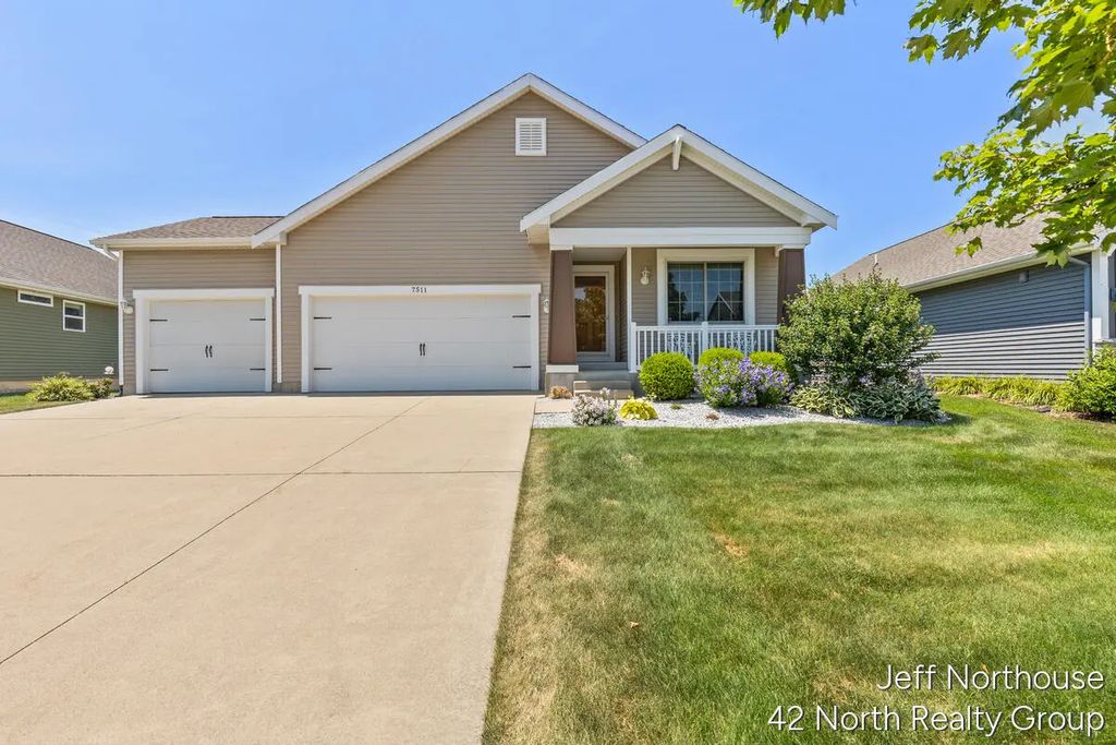 7511 Traditional Court 49, Caledonia
