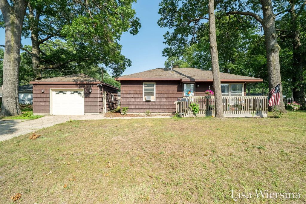2190 W Sherman Boulevard, Muskegon