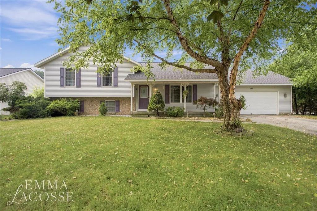 3560 Rush Creek Drive, Hudsonville