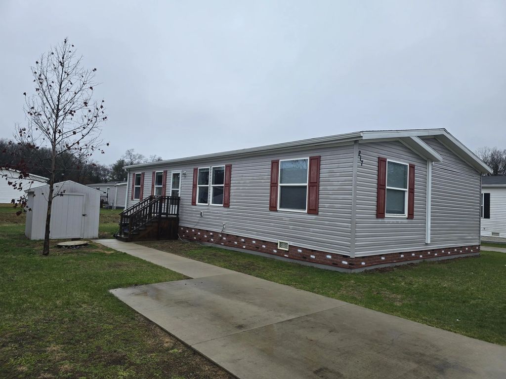 217 Braeburn Drive, Muskegon