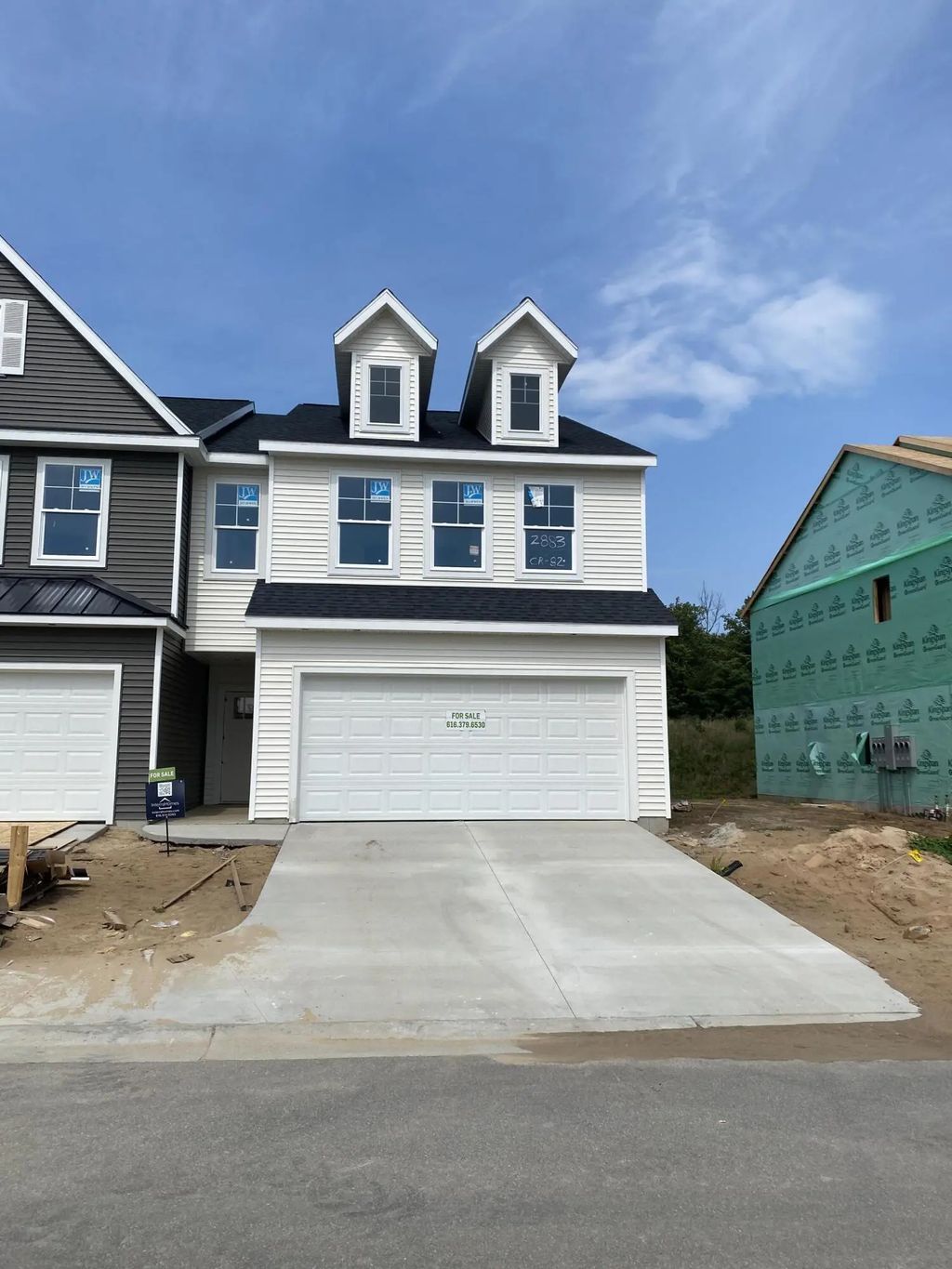 2883 E Highgate Drive 82, Kentwood