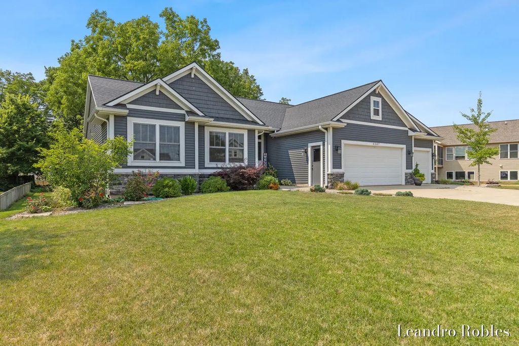 6587 Alward Drive, Hudsonville