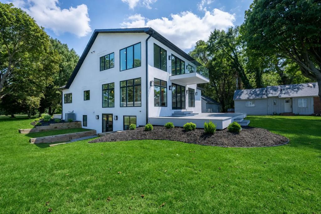 2475 Cedar Path, St. Joseph