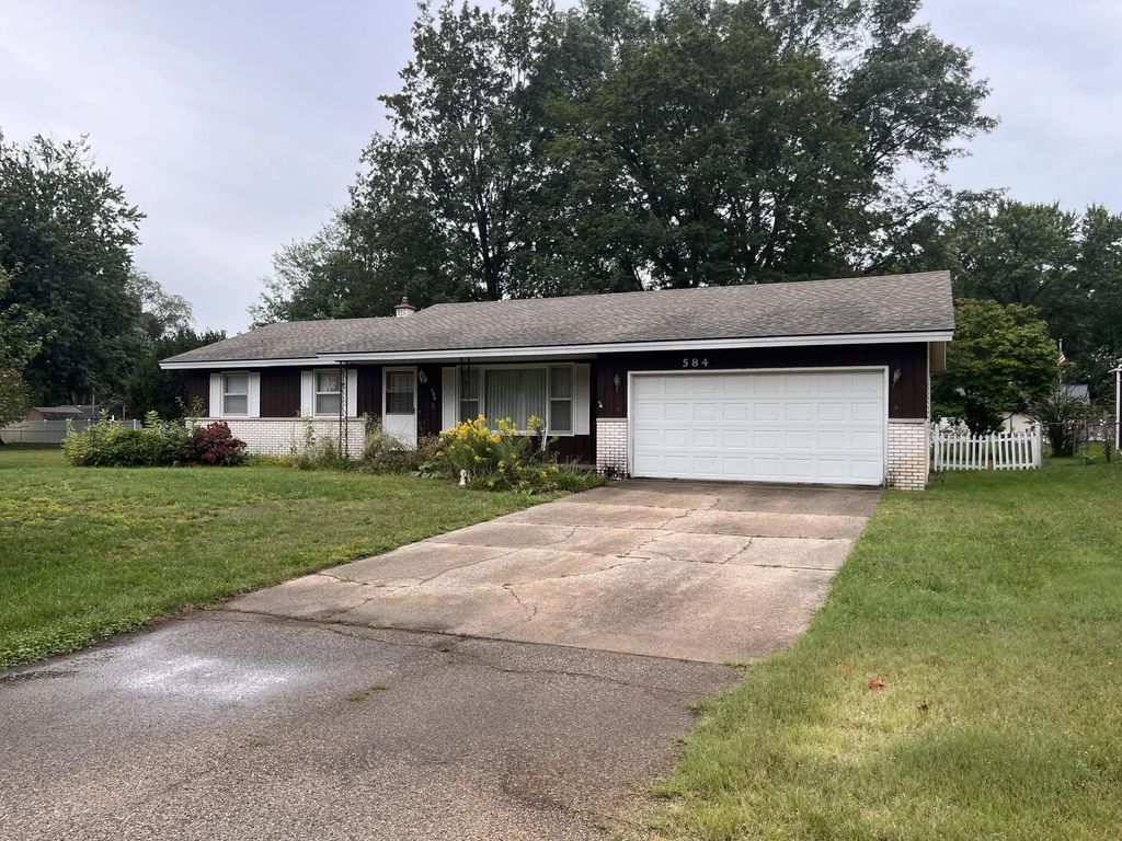 584 Pineview Drive, Holland