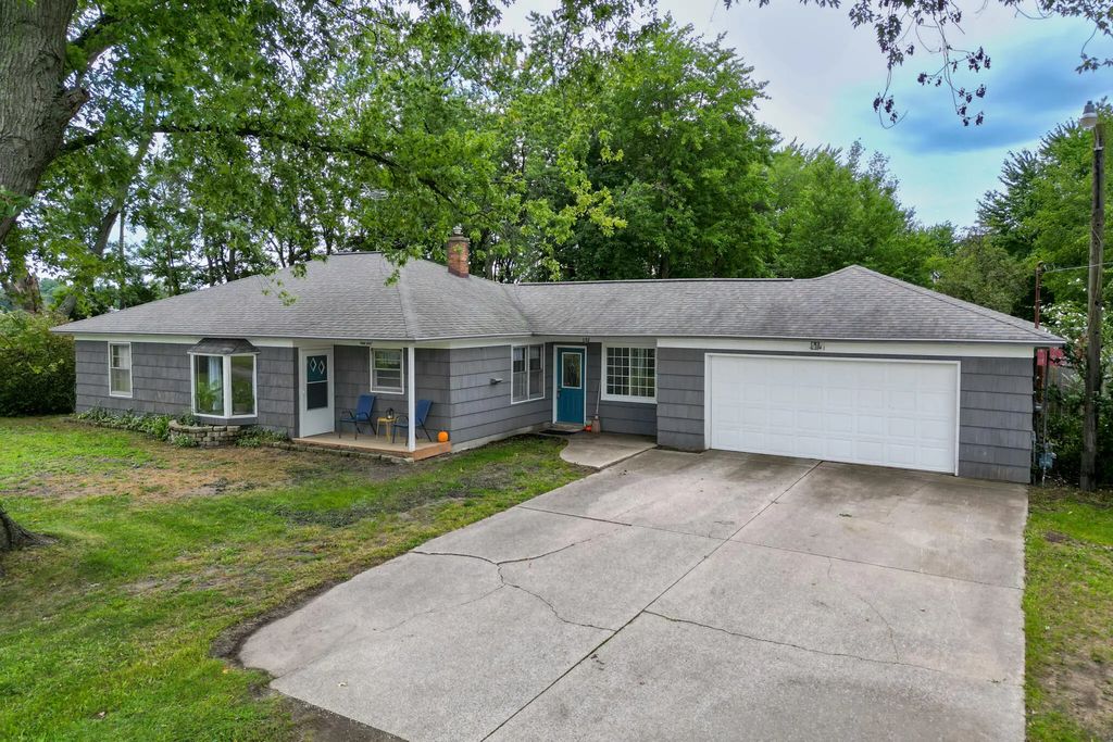 4241 136th Avenue, Holland