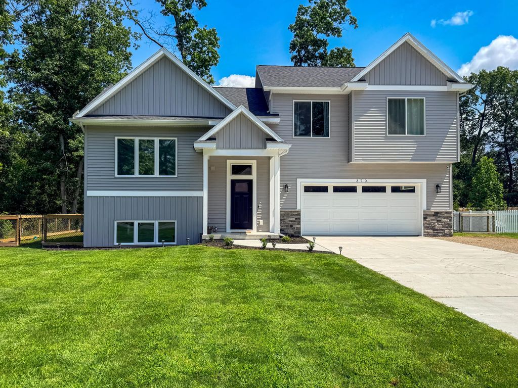 370 Chopin Drive, Muskegon