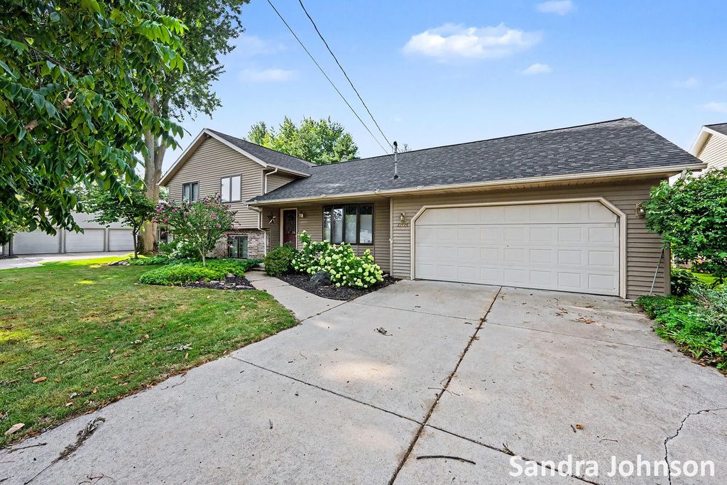 12725 Park Drive, Wayland
